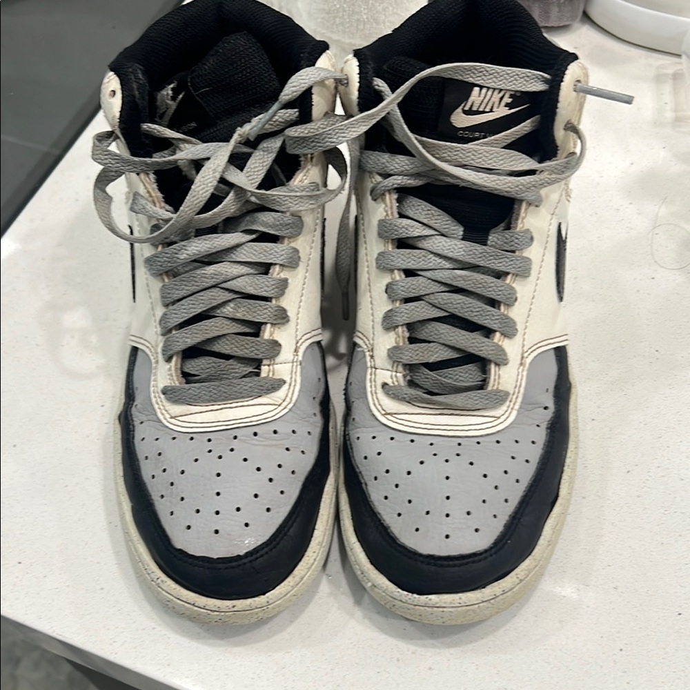 Nike Black and Gray High-Top Athletic Shoes with Padded Collar